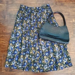 Sag Harbor petites vintage floral pleated midi sheer skirt, size M